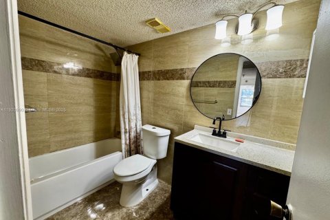 Снять в аренду кондоминиум в Помпано-Бич, Флорида 2 спальни, 106.65м2, № 2082706 - фото 25