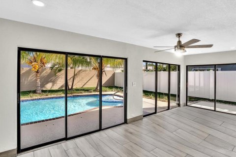 Touwnhouse à louer à Boca Raton, Floride: 2 chambres, 113.43 m2 № 2174361 - photo 17