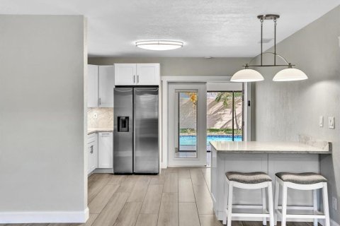 Touwnhouse à louer à Boca Raton, Floride: 2 chambres, 113.43 m2 № 2174361 - photo 6