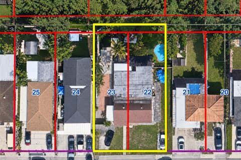 Casa en Hialeah, Florida 3 dormitorios, 188.96 m2 № 2426073