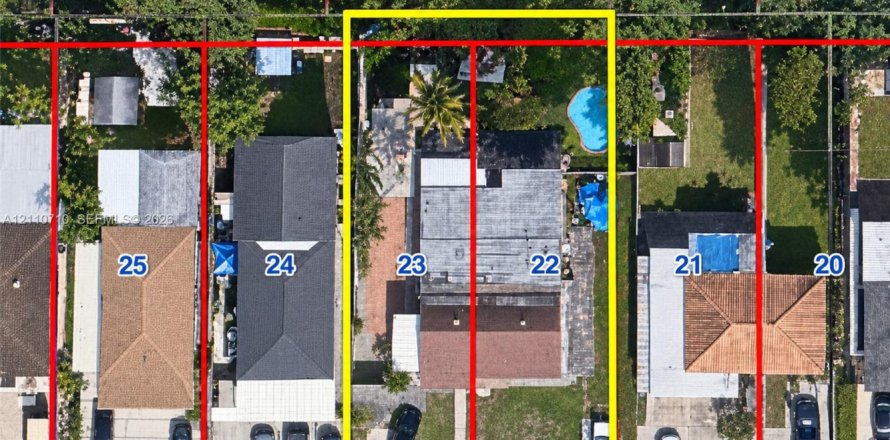 Casa en Hialeah, Florida 3 dormitorios, 188.96 m2 № 2426073