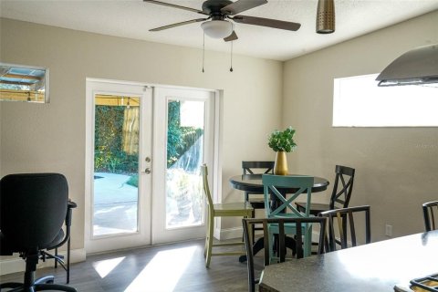 Casa en alquiler en Orlando, Florida, 3 dormitorios, 129.32 m2 № 1916908 - foto 5