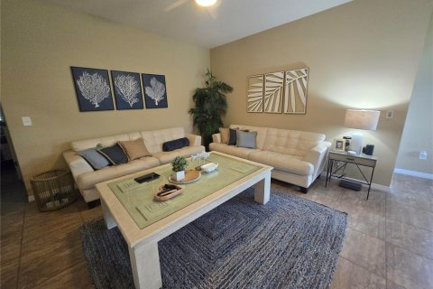 House in Sarasota, Florida 3 bedrooms, 164.44 sq.m. № 2238051 - photo 5