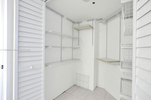Condominio en venta en Aventura, Florida, 2 dormitorios, 109.72 m2 № 1700774 - foto 23