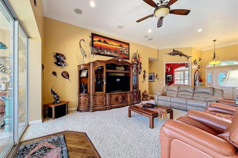 House in Crystal River, Florida 3 bedrooms, 246.75 sq.m. № 2098740 - photo 15