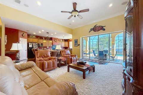 House in Crystal River, Florida 3 bedrooms, 246.75 sq.m. № 2098740 - photo 14