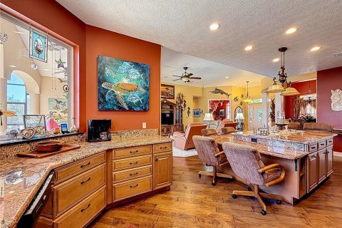 House in Crystal River, Florida 3 bedrooms, 246.75 sq.m. № 2098740 - photo 22