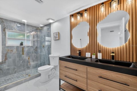 Casa en venta en Tampa, Florida, 4 dormitorios, 185.8 m2 № 1886956 - foto 19