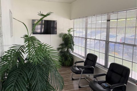 Immobilier commercial à vendre à Delray Beach, Floride № 1987715 - photo 4