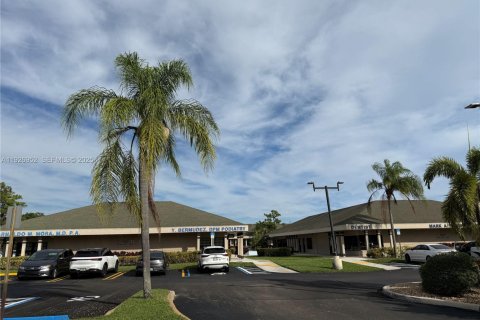 Immobilier commercial à vendre à Delray Beach, Floride № 1987715 - photo 1