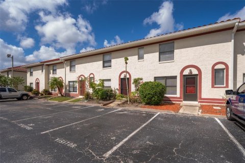 Townhouse in Orlando, Florida 2 bedrooms, 102.56 sq.m. № 1771699 - photo 3