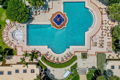 Condo in Bal Harbour, Florida, 2 bedrooms  № 2073660 - photo 29