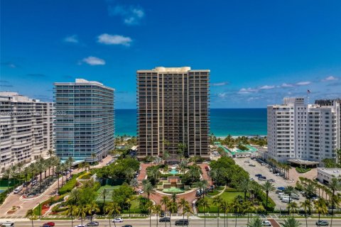 Condo in Bal Harbour, Florida, 2 bedrooms  № 2073660 - photo 30