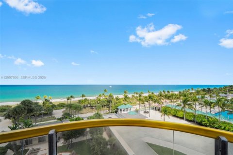 Condo in Bal Harbour, Florida, 2 bedrooms  № 2073660 - photo 6
