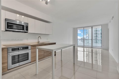 Condominio en venta en Miami, Florida, 1 dormitorio, 65.12 m2 № 1989971 - foto 21