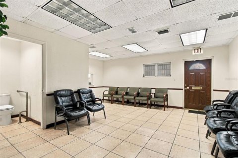 Immobilier commercial à vendre à Saint Petersburg, Floride: 234.86 m2 № 2395655 - photo 8