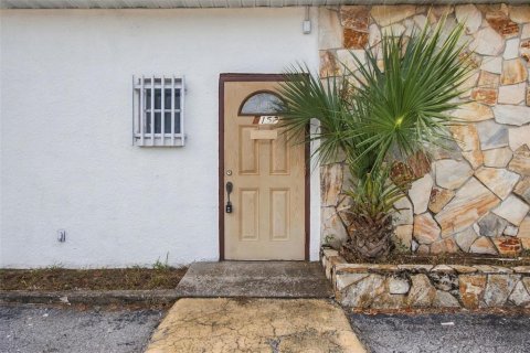 Immobilier commercial à vendre à Saint Petersburg, Floride: 234.86 m2 № 2395655 - photo 5