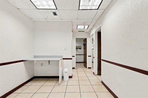 Immobilier commercial à vendre à Saint Petersburg, Floride: 234.86 m2 № 2395655 - photo 11