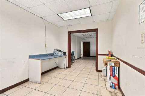 Immobilier commercial à vendre à Saint Petersburg, Floride: 234.86 m2 № 2395655 - photo 12