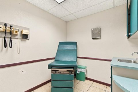 Immobilier commercial à vendre à Saint Petersburg, Floride: 234.86 m2 № 2395655 - photo 29