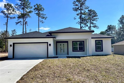 House in Citrus Springs, Florida 3 bedrooms, 142.05 sq.m. № 1545330 - photo 1