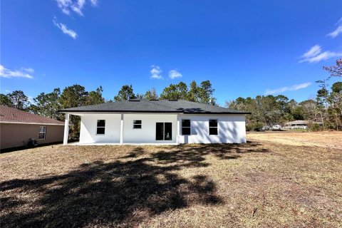 House in Citrus Springs, Florida 3 bedrooms, 142.05 sq.m. № 1545330 - photo 9