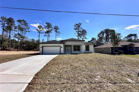 House in Citrus Springs, Florida 3 bedrooms, 142.05 sq.m. № 1545330 - photo 2
