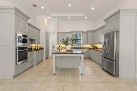 House in Davie, Florida 4 bedrooms, 362.32 sq.m. № 1955073 - photo 17