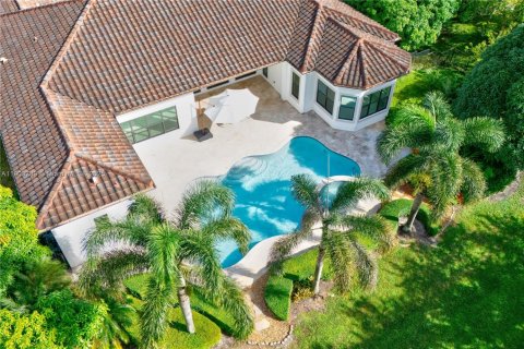 House in Davie, Florida 4 bedrooms, 362.32 sq.m. № 1955073 - photo 25