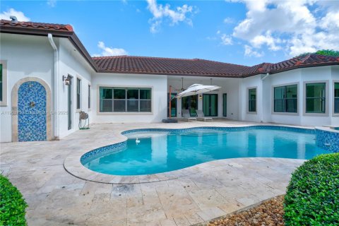 House in Davie, Florida 4 bedrooms, 362.32 sq.m. № 1955073 - photo 22