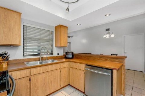 Villa ou maison à vendre à Valrico, Floride: 3 chambres, 164.16 m2 № 2437219 - photo 17