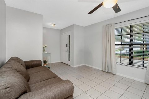 Villa ou maison à vendre à Valrico, Floride: 3 chambres, 164.16 m2 № 2437219 - photo 15