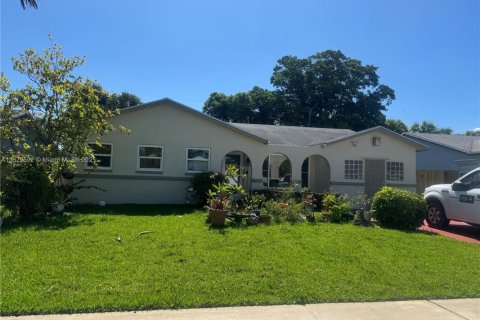 Casa en venta en Boca Raton, Florida, 3 dormitorios, 167.69 m2 № 1785890 - foto 1