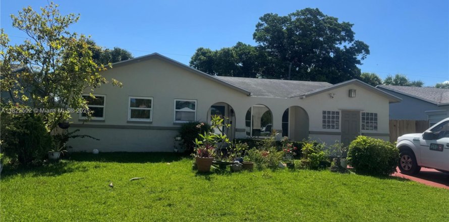 Casa en Boca Raton, Florida 3 dormitorios, 167.69 m2 № 1785890