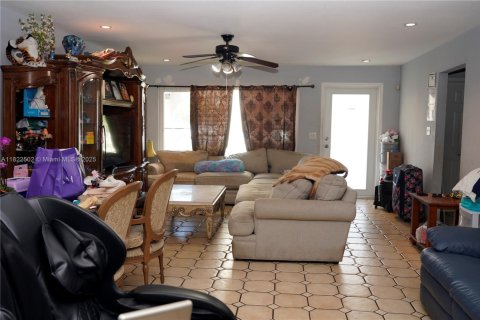 Casa en venta en Boca Raton, Florida, 3 dormitorios, 167.69 m2 № 1785890 - foto 4