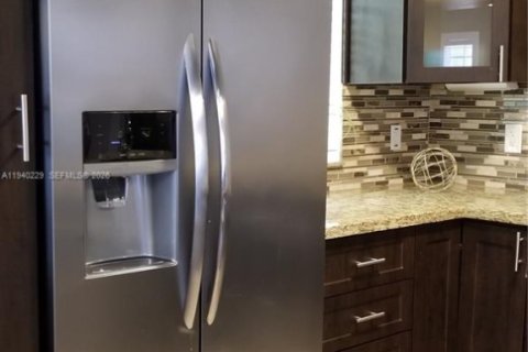 Copropriété à vendre à Miami Beach, Floride: 2 chambres, 80.82 m2 № 2001287 - photo 21