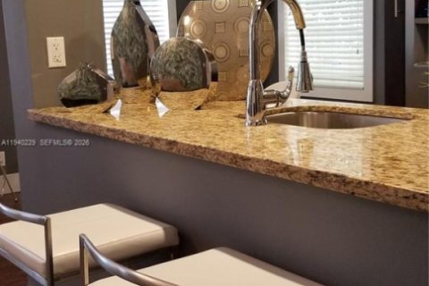 Copropriété à vendre à Miami Beach, Floride: 2 chambres, 80.82 m2 № 2001287 - photo 28