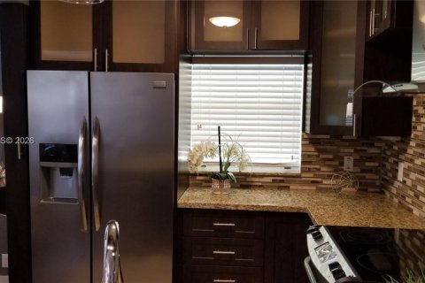 Copropriété à vendre à Miami Beach, Floride: 2 chambres, 80.82 m2 № 2001287 - photo 20