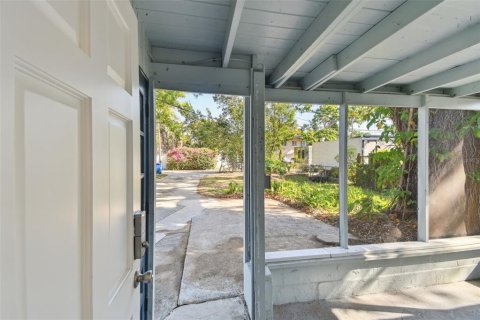 House in Saint Petersburg, Florida 2 bedrooms, 58.06 sq.m. № 1634265 - photo 15