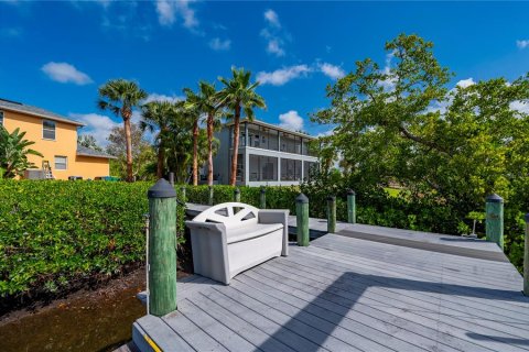 House in Port Charlotte, Florida 3 bedrooms, 255.57 sq.m. № 2123473 - photo 4