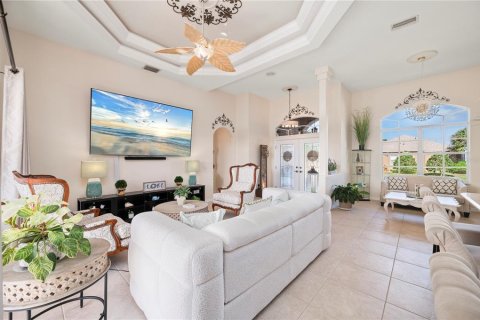 House in Port Charlotte, Florida 3 bedrooms, 255.57 sq.m. № 2123473 - photo 19