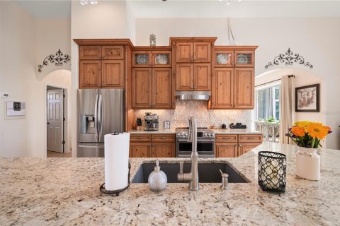 House in Port Charlotte, Florida 3 bedrooms, 255.57 sq.m. № 2123473 - photo 27