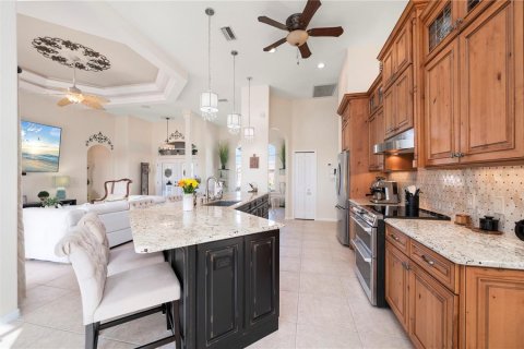 House in Port Charlotte, Florida 3 bedrooms, 255.57 sq.m. № 2123473 - photo 26