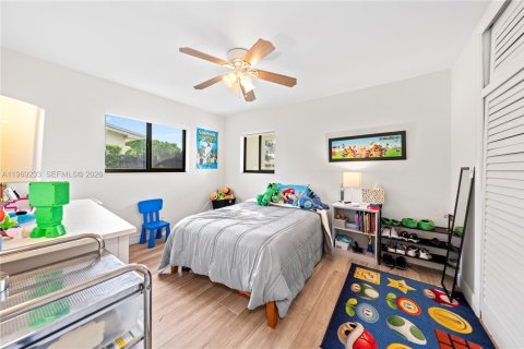 Casa en alquiler en Hialeah, Florida, 3 dormitorios, 176.98 m2 № 2030161 - foto 16