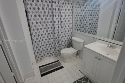 Condominio en venta en Miami, Florida, 1 dormitorio, 63.64 m2 № 2044454 - foto 9