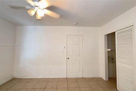 Appartement à louer à Fort Lauderdale, Floride: 1 chambre № 2037868 - photo 4