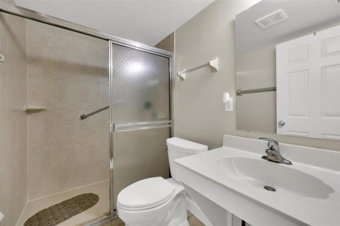 Купить кондоминиум в Порт-Шарлотт, Флорида 6 комнат, 108.6м2, № 1910329 - фото 21