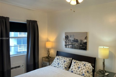 Condominio en venta en Miami Beach, Florida, 1 dormitorio, 38.09 m2 № 2066275 - foto 13