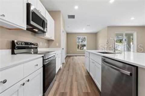 Villa ou maison à vendre à Palm Coast, Floride: 4 chambres, 174.01 m2 № 2306743 - photo 5