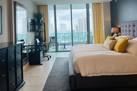 Copropriété à louer à Fort Lauderdale, Floride: 3 chambres, 185.8 m2 № 2084384 - photo 16